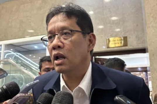 Menteri Keuangan (Menkeu) Purbaya Yudhi Sadewa tanggapi protes cukai rokok tak naik [antaranews]