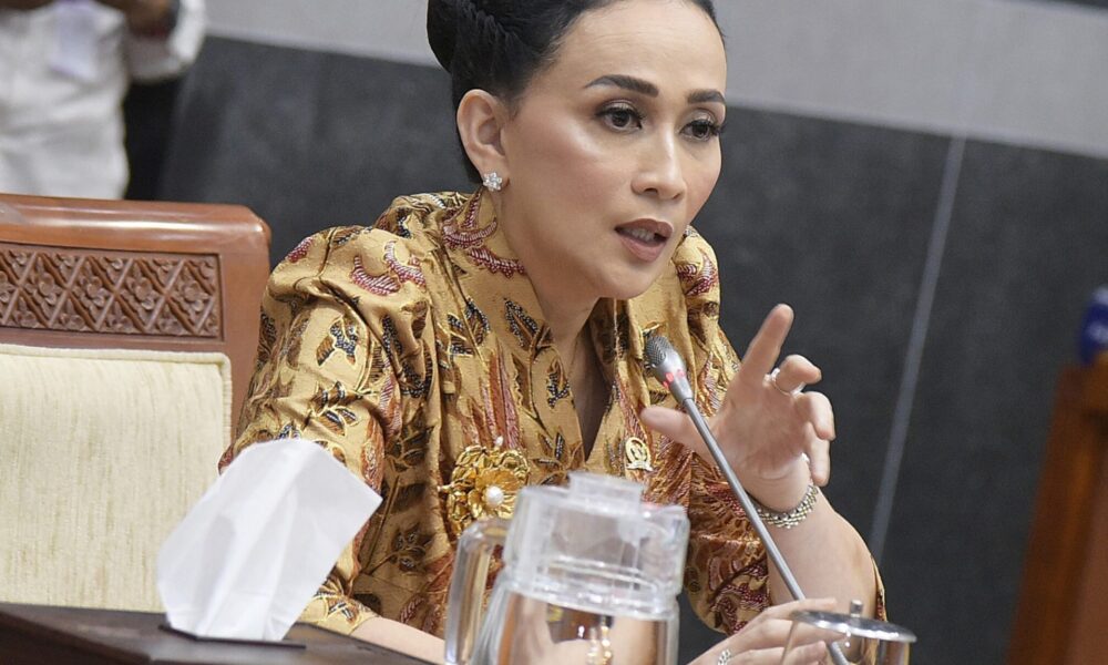 Anggota Komisi I DPR Fraksi Nasdem, Amelia Anggraini [sinpo]