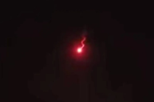 Diduga meteor jatuh, warga dengar dentuman [instagram]