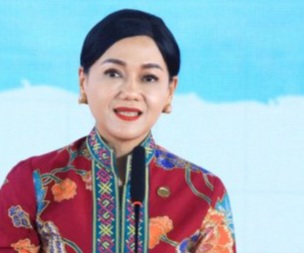 Kepala Eksekutif Pengawas Perilaku Pelaku Usaha Jasa Keuangan, Edukasi dan Perlindungan Konsumen Otoritas Jasa Keuangan (OJK), Friderica Widyasari Dewi, OJK terima aduan scam lebih dari 200 ribu aduan dalam setahun [republiknews]