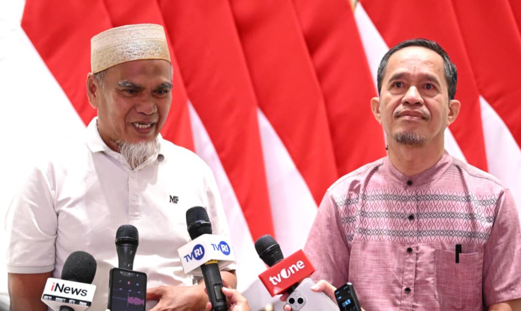 2 Guru di Luwu Utara mendapat Rehabilitasi dari Presiden Prabowo Subianto]