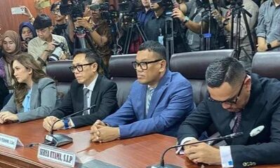 Ahmad Sahroni, Uya Kuya, Eko Patrio, Nafa Urbach hadiri Sidang Putusan MKD DPR [merdeka]