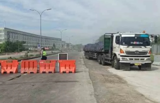 Ilustrasi rekayasa lalu lintas saat pengerjaan proyek Tol Semarang-Demak [jawapos]