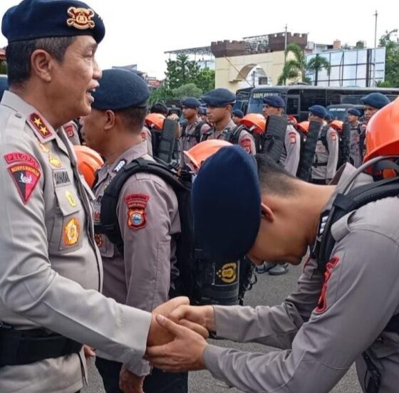 100 Personel Brimob Sulawesi Selatan dikirim ke Sumatera [fajar]