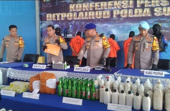 18 Tersangka Kasus Bom Ikan Diringkus Polda Sulawesi Selatan [merdeka]