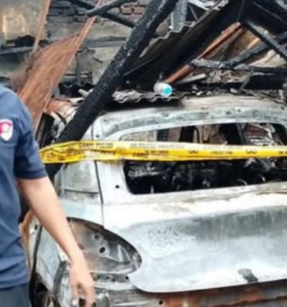 Kebakaran sebab cas mobil listrik di jakarta utara [disway]