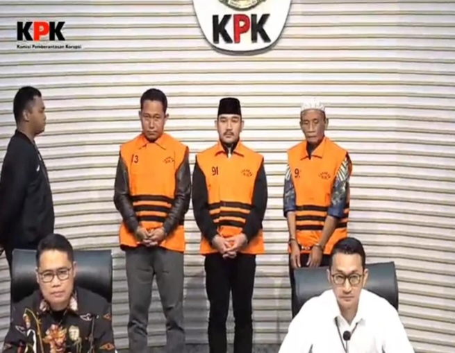 Tersangka kasus uang ijon proyek Bekasi [bekasiraya]