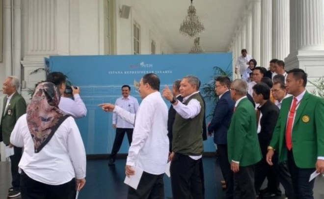 1200 Rektor Dan Guru Besar diundang ke istana [pewarta]