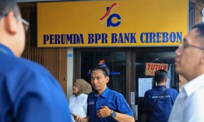 Izin Bank Cirebon dicabut OJK [ayojakarta]