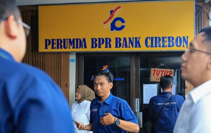 Izin Bank Cirebon dicabut OJK [ayojakarta]