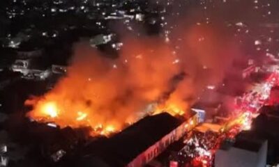 Kebakaran 4 ruko tekstil dan 1 gudang dekorasi di Cipadu, Pondok Aren, Kota Tangerang Selatan, Minggu (1/2/2026) [instagram]