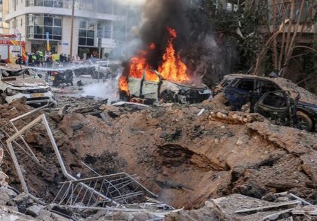 Houthi Yaman luncurkan Rudal ke Israel [awsimages]