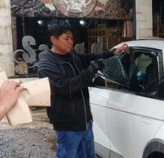 Mobil Ioniq 5 dibobol dan iPhone digasak [detik]