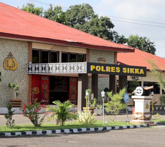 Polres Sikka [tribratanewssikka]