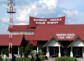 Bandara TJilik Riwut [bisnis]