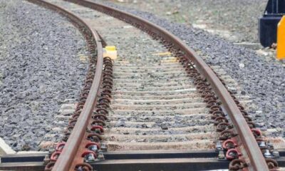 Ilustrasi rel kereta api [auto2000]