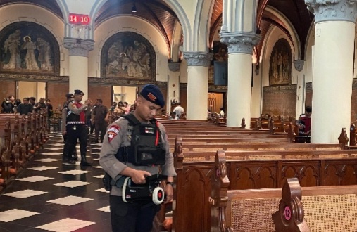 Ilustrasi sterilisasi gereja [polri]