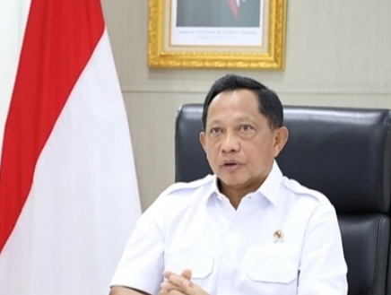 Menteri Dalam Negeri RI Tito Karnavian paparkan sanksi jika slow respon saat WFH ASN [sinpo]