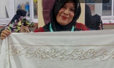 Riau gunakan minyak sawit untuk pembuatan batik [kompas]