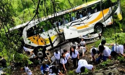 Bus masuk jurang di Kabupaten Toba Sumatera Utara [facebook]