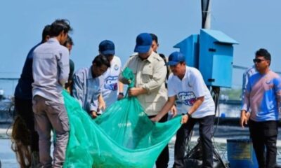 Prabowo ikut panen udang di Kebumen [jpnn]