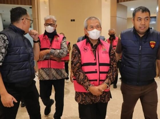 Vonis Bebas Eks Dirut Bank Jateng, BJB dan Bank DKI [aktual]