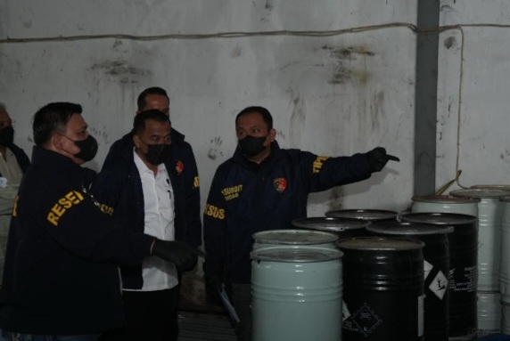 Bareskrim ungkap kasus perdagangan ilegal sianida [polri]