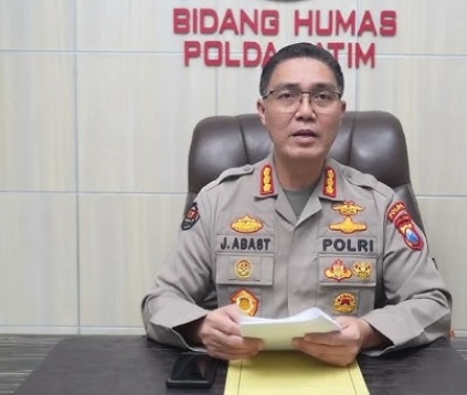Kabid Humas Polda Jatim Kombes Pol Jules Abraham Abast [youtube]