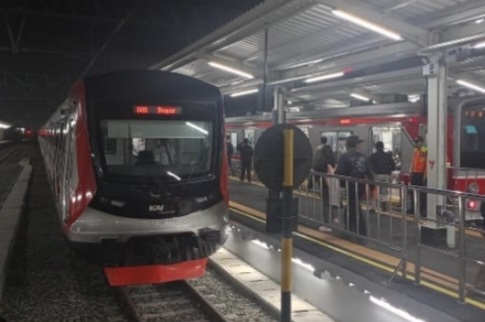 Peron baru stasiun Bogor digunakan hari ini [suara]