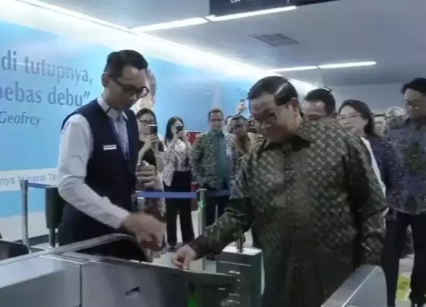 Visa dan Mastercard bisa untuk bayar MRT Jakarta [investor]