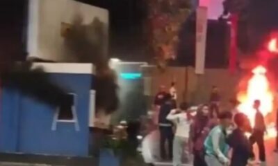 Demo ricuh di Slipi [mabur.co]