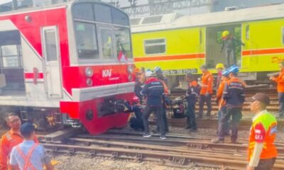 KRL Bogor-Jakarta anjlok di stasiun Jakarta Kota [konteks]