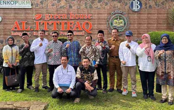 Koperasi Pondok Pesantren Al-Ittifaq di Kabupaten Bandung, Jawa Barat [kabarnusa]