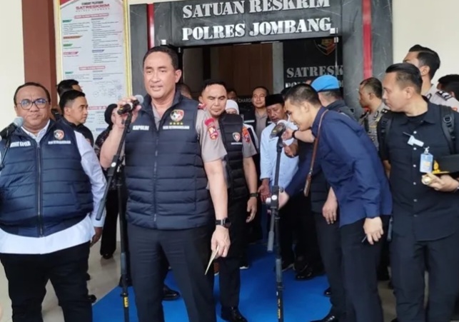 Kapolri resmikan Desk Ketenagakerjaan di Jombang [beritajatim]
